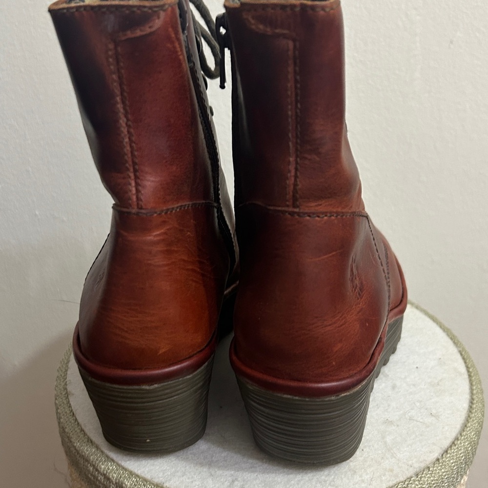 Fly London Boots.Size 37. Good Condition - Picture 4 of 6
